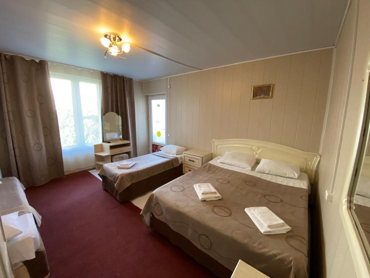 تساندريبش Primorie Guest House المظهر الخارجي الصورة