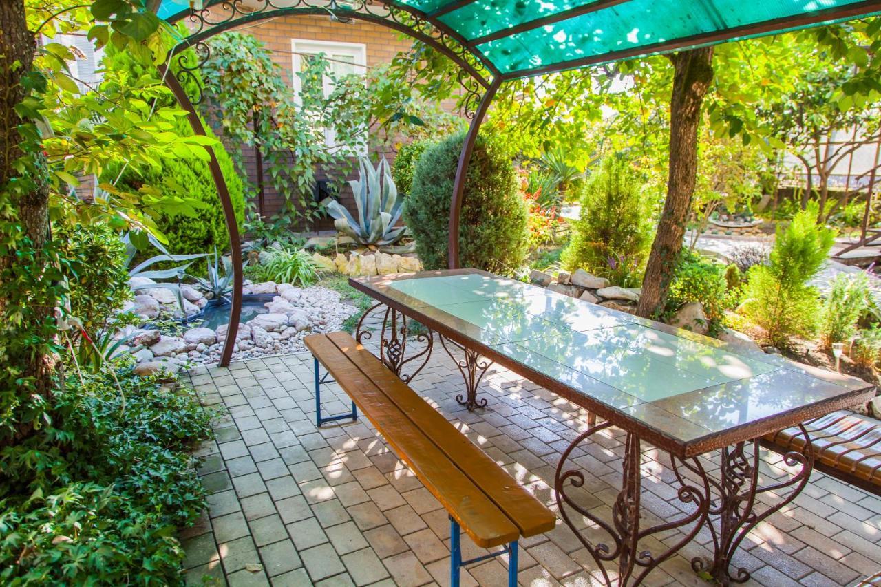 تساندريبش Primorie Guest House المظهر الخارجي الصورة