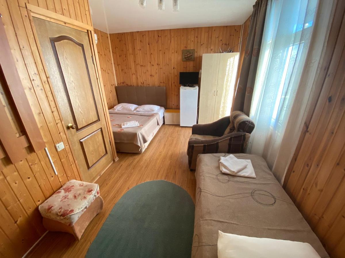تساندريبش Primorie Guest House المظهر الخارجي الصورة