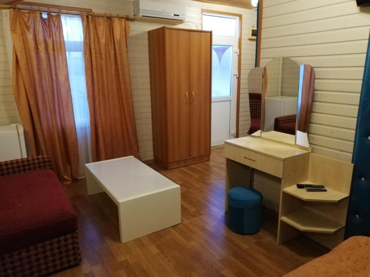 تساندريبش Primorie Guest House المظهر الخارجي الصورة